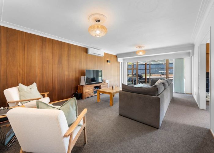  at 34 Meadway, Sunnyhills, Manukau City, Auckland