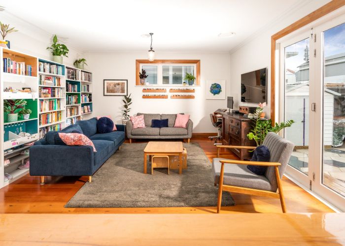  at 75 Miramar Avenue, Miramar, Wellington, Wellington