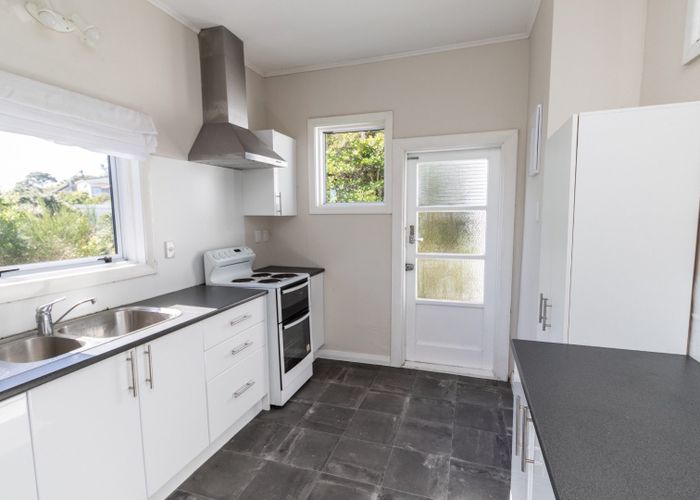  at 82 Pembroke Road (Upper), Northland, Wellington, Wellington