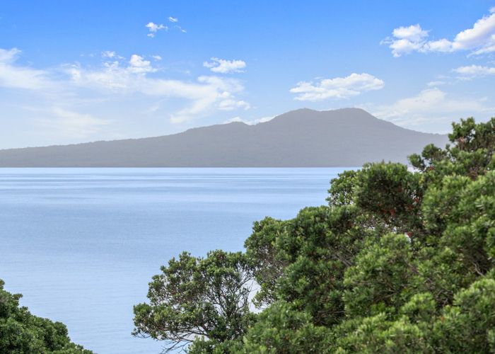  at 19/6 Beach Front Lane, Browns Bay, North Shore City, Auckland