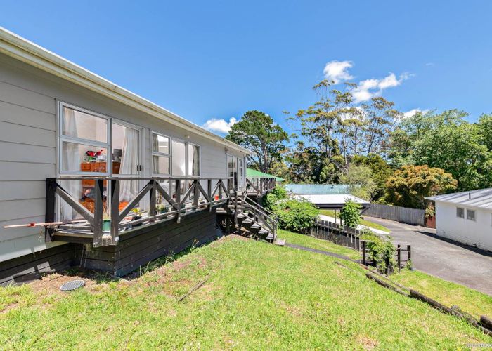  at 4/25 Edgware Road, West Harbour, Waitakere City, Auckland
