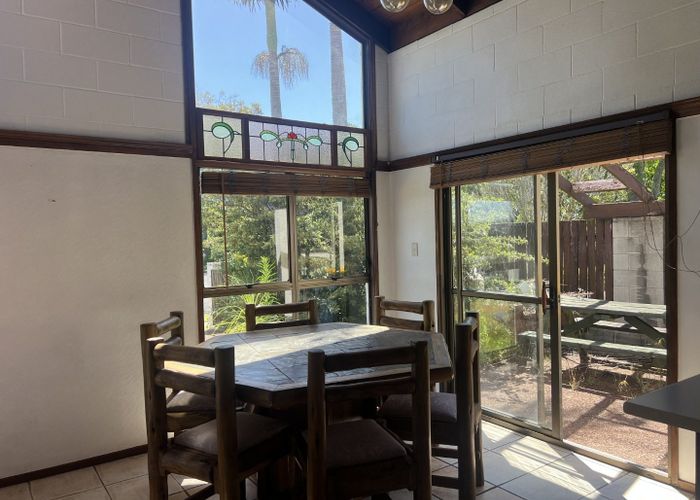  at 96 Becroft Drive, Forrest Hill, North Shore City, Auckland