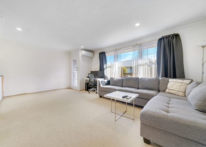  at 1/21 Trentham Road, Takanini, Papakura, Auckland