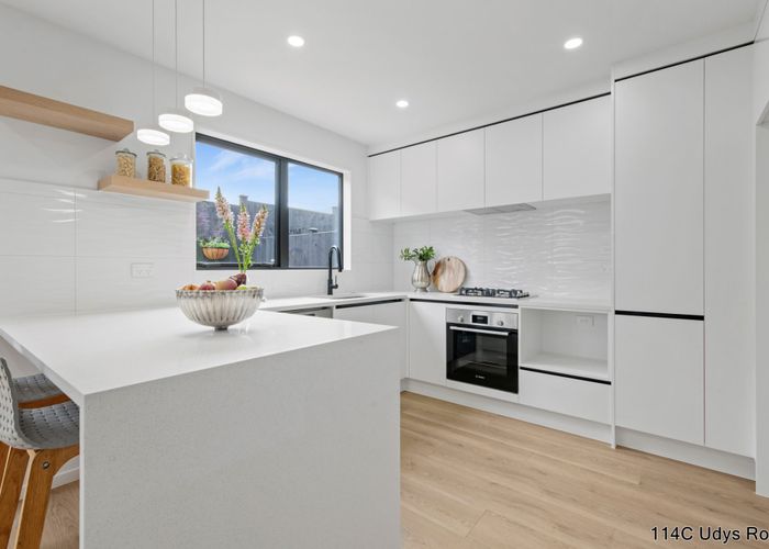  at 114C Udys Road, Pakuranga Heights, Manukau City, Auckland