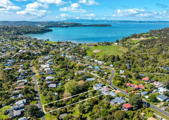  at 8 Tahatai Road, Oneroa, Waiheke Island