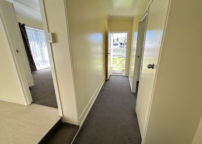  at 2 Ahiriri Ave, Avondale, Auckland City, Auckland