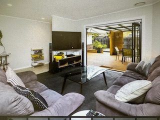  at 5 Gloucester, Silverstream, Upper Hutt, Wellington