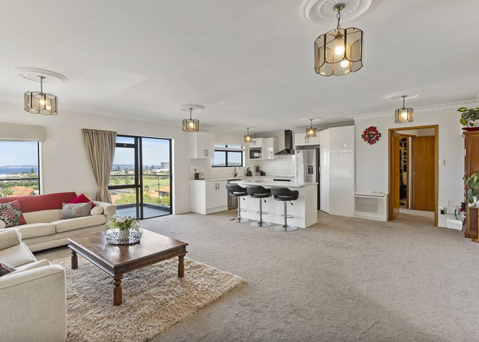  at 1 Orewa Heights Crescent, Orewa, Orewa