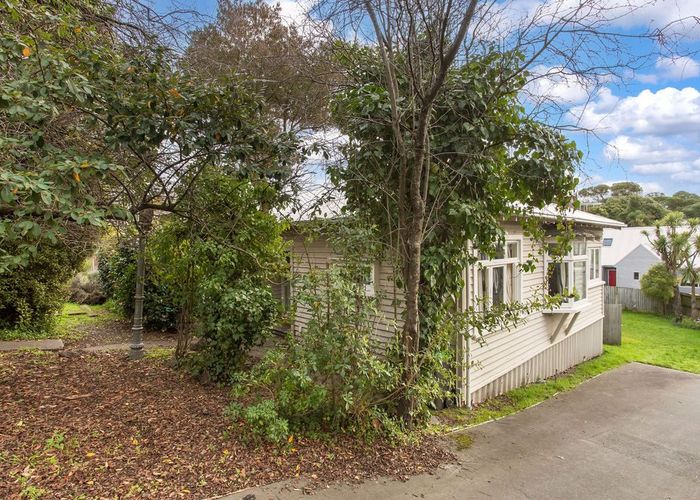  at 3 Whareora Terrace, Cashmere, Christchurch City, Canterbury