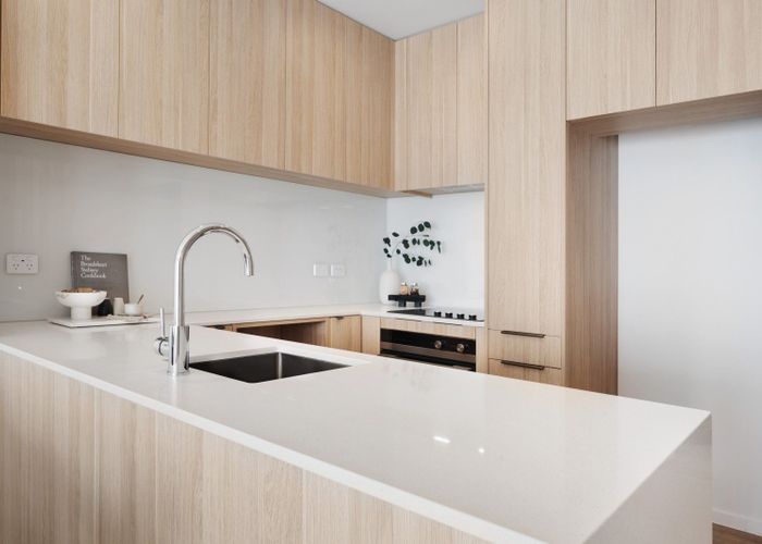  at 15 Fencible Drive, Howick, Manukau City, Auckland