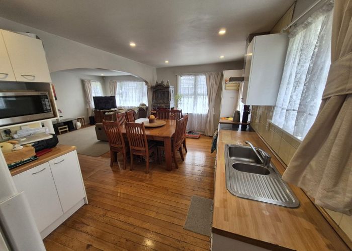  at 4 Oakhurst Place, Russley, Christchurch City, Canterbury