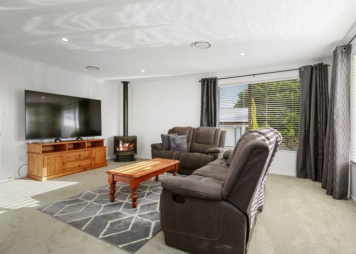  at 155 Holborn Drive, Stokes Valley, Lower Hutt