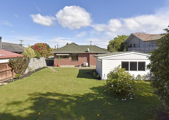  at 24 Greenhurst Street, Sockburn, Christchurch