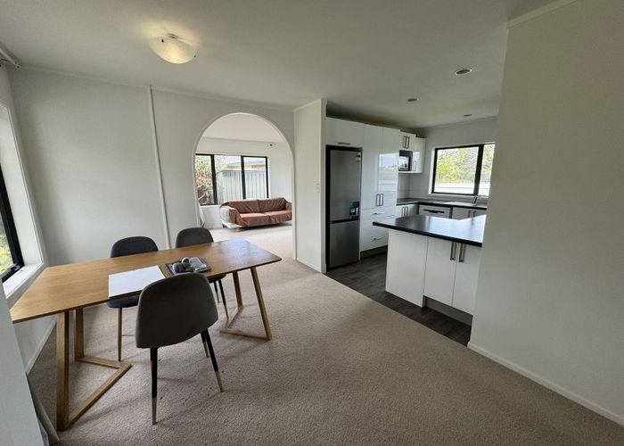 at 25 Davington Way, Burswood, Auckland