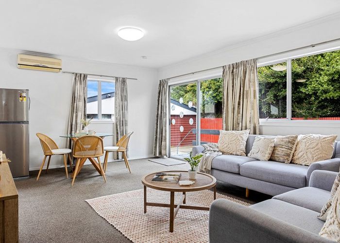  at 2/40 Brynley Street, Hornby, Christchurch