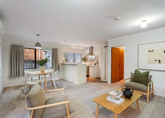  at 31A Panorama Road, Mount Wellington, Auckland City, Auckland