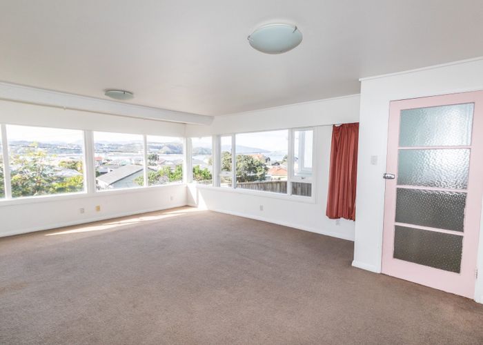  at 192 Sutherland Road, Lyall Bay, Wellington, Wellington