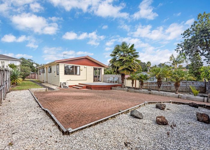  at 12 Pisces Road, Glen Eden, Waitakere City, Auckland