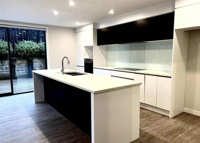  at 22A Dallinghoe Crescent, Milford, North Shore City, Auckland