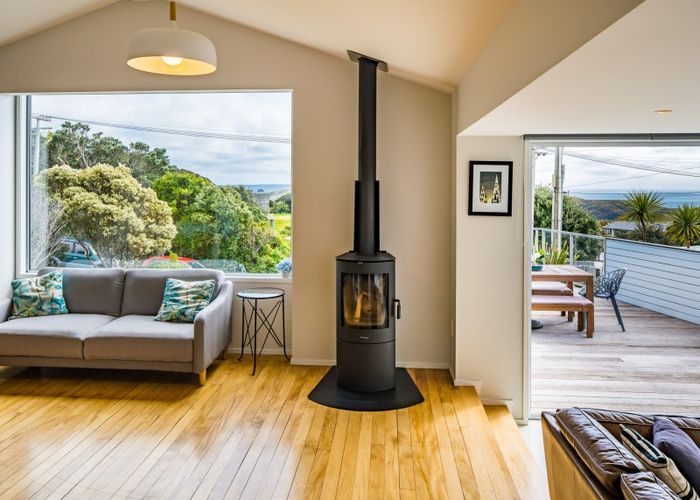  at 7 Tirowhanga Road, Paremata, Porirua