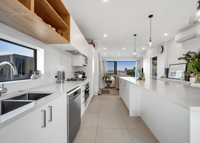  at 13 Maureen Close, East Tamaki Heights, Auckland