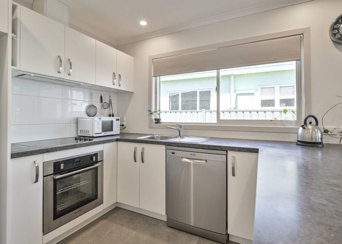  at 1A Amanda Place, Mayfair, Hastings
