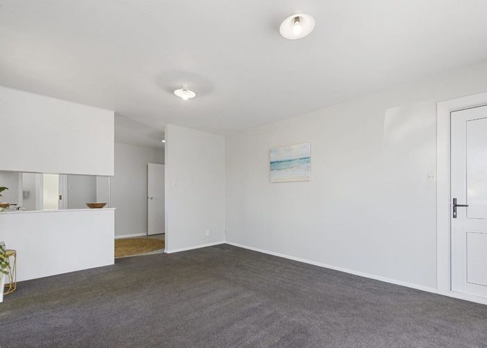  at 1/17 Tyrone Street, Belfast, Christchurch City, Canterbury