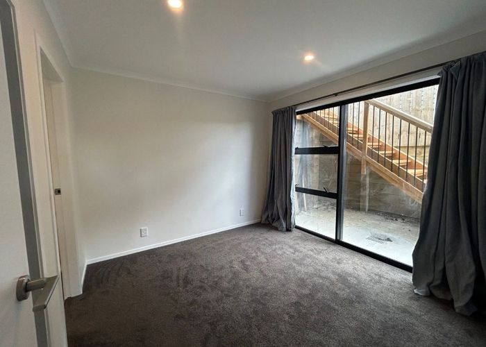  at 160 Endeavour Drive, Whitby, Porirua, Wellington