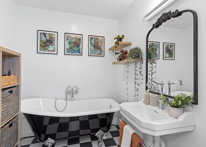  at 152 Lincoln Road, Spreydon, Christchurch City, Canterbury