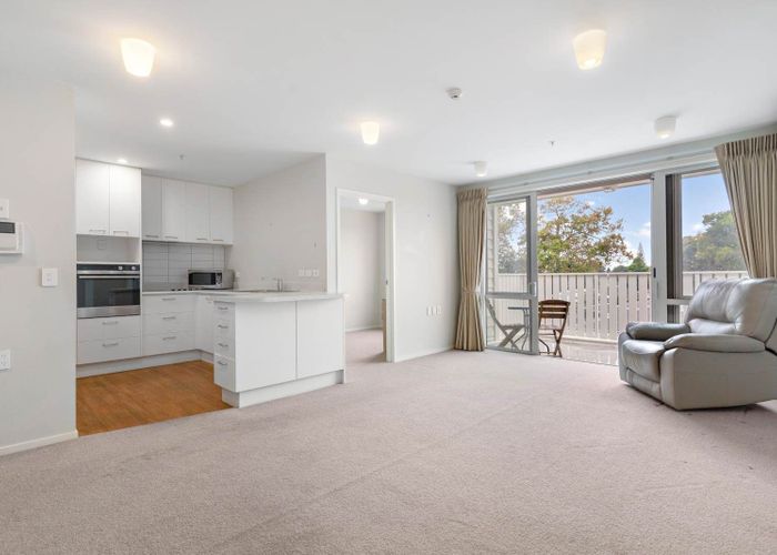  at 207/21B Swanson Road, Henderson, Waitakere City, Auckland