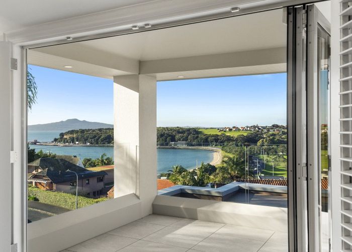  at 24 Paritai Drive, Orakei, Auckland