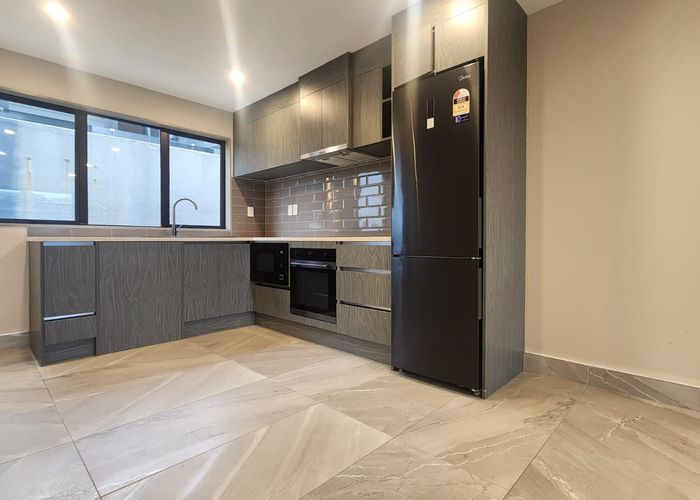  at 2/243 Mount Albert Road, Wesley, Auckland City, Auckland