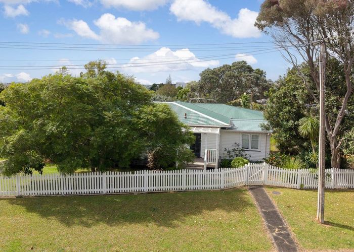  at 40 Glenorchy Street, Glen Eden, Waitakere City, Auckland