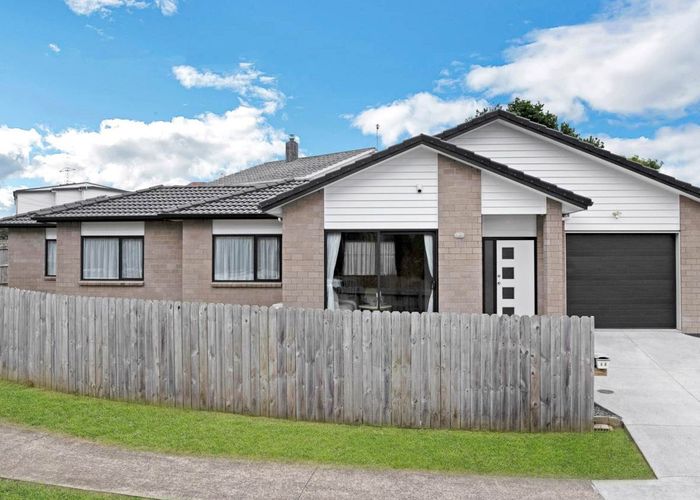  at 6A Clutha Crescent, Clover Park, Auckland