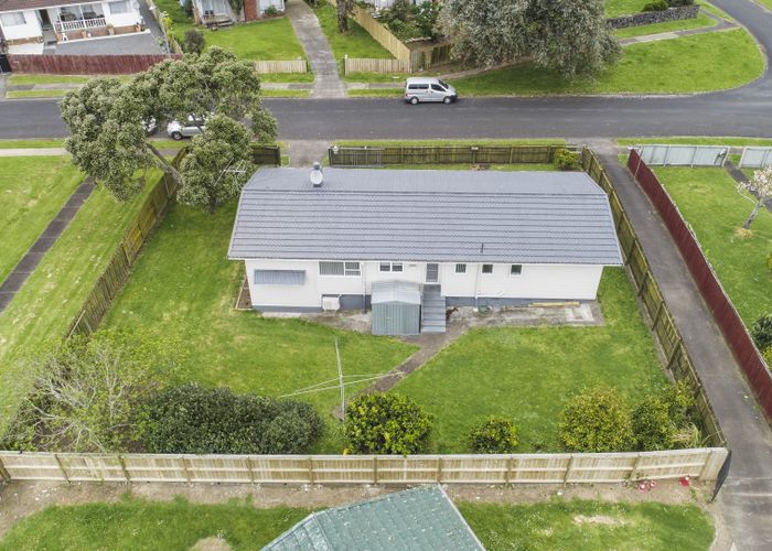  at 34 Staverton Crescent, Mangere, Auckland