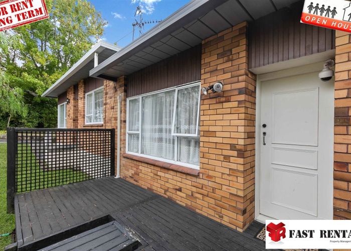  at 2A Halberg St--Viewing--On Sat 14th Sep at 11:40-12:00am, Glenfield, North Shore City, Auckland