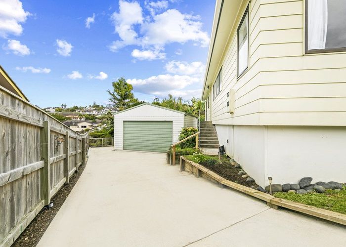  at 22 Deverell Place, Northcross, North Shore City, Auckland