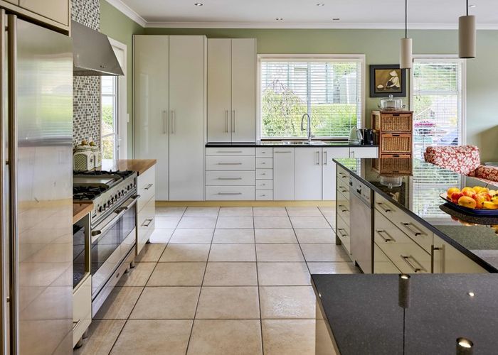  at 3 Lodestar Lane, Whitby, Porirua