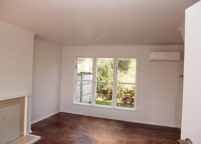  at 52  Leicester Street, Cannons Creek, Porirua, Wellington