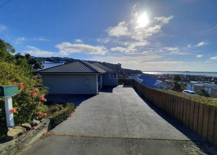  at 42 Moncks Spur Road, Redcliffs, Christchurch City, Canterbury