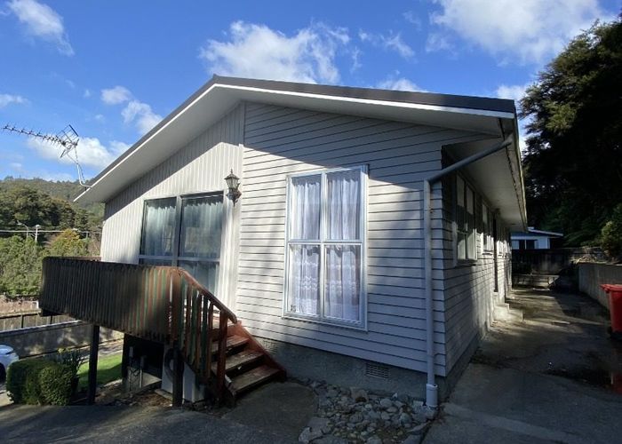  at 30 Deller Grove, Silverstream, Upper Hutt, Wellington