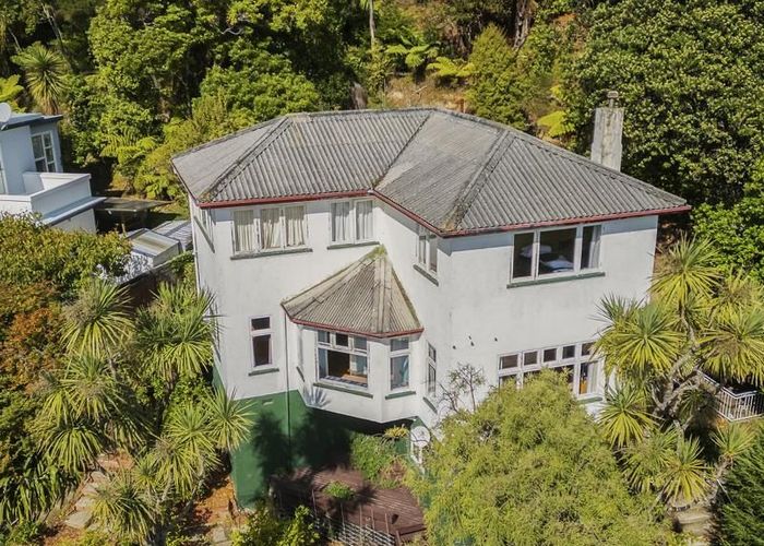  at 33 Walter Road, Lowry Bay, Lower Hutt