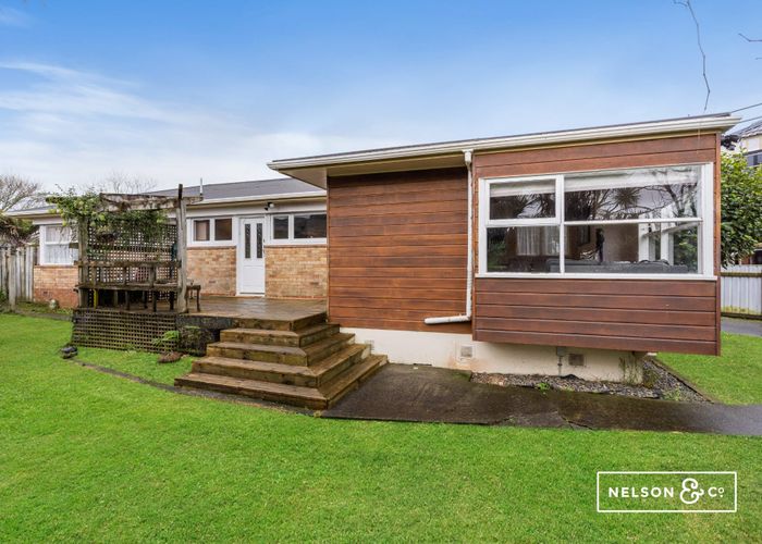 at 18 Domain Road, Weymouth, Auckland