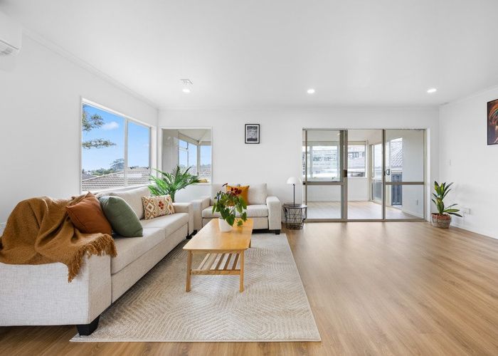  at 5/249 Richardson Road, Mount Roskill, Auckland