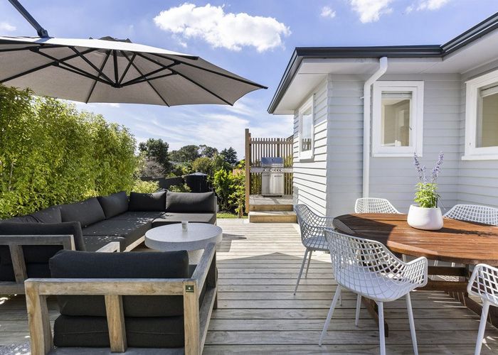  at 6 Japonica Drive, Beach Haven, North Shore City, Auckland