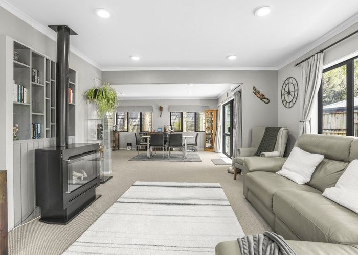  at 22 Aragon Grove, Kingsley Heights, Upper Hutt