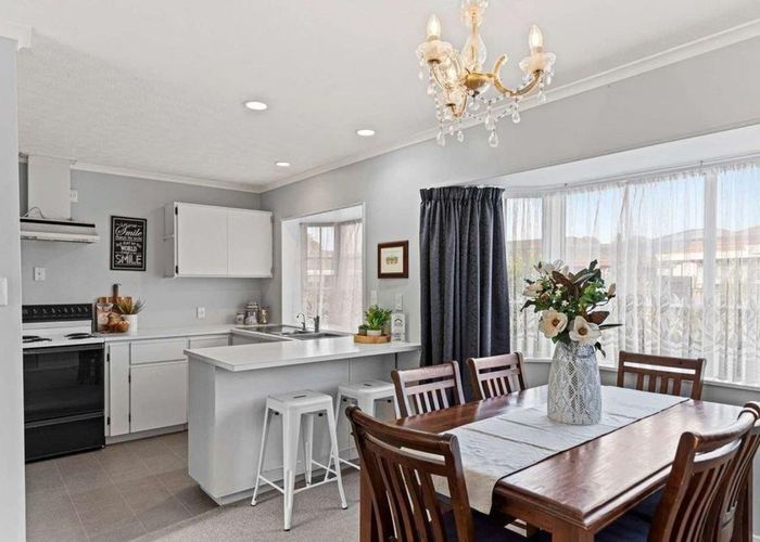  at 7 Kaipara Court, Highbury, Palmerston North