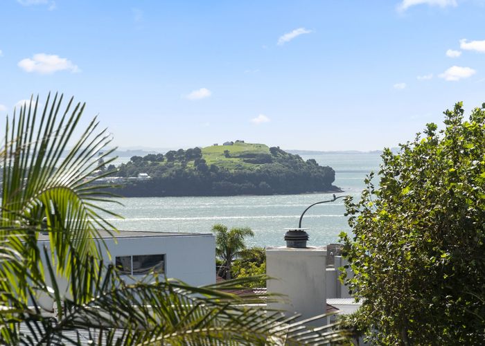  at 51 Coates Avenue, Orakei, Auckland