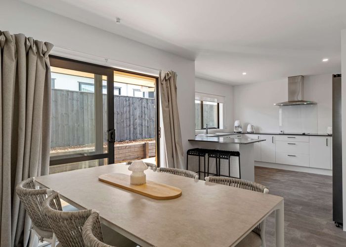  at 3 Rosslands Avenue, Karaka, Papakura