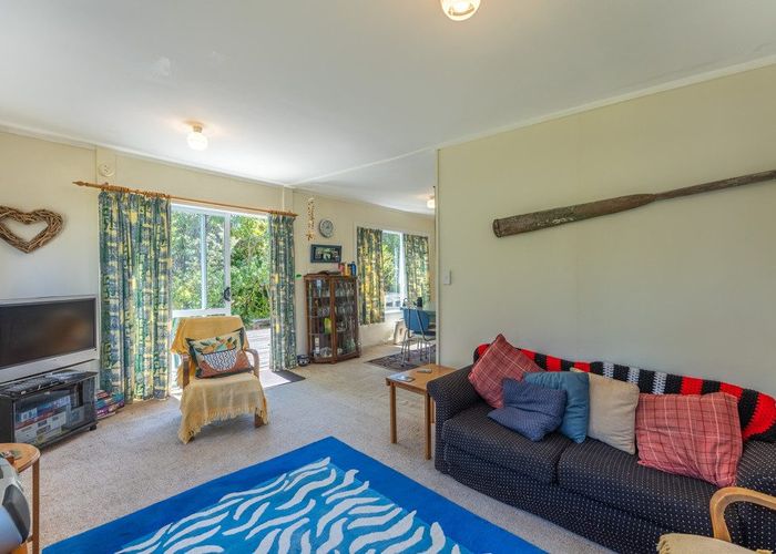  at 25 Te Moana Road, Waikanae Beach, Waikanae